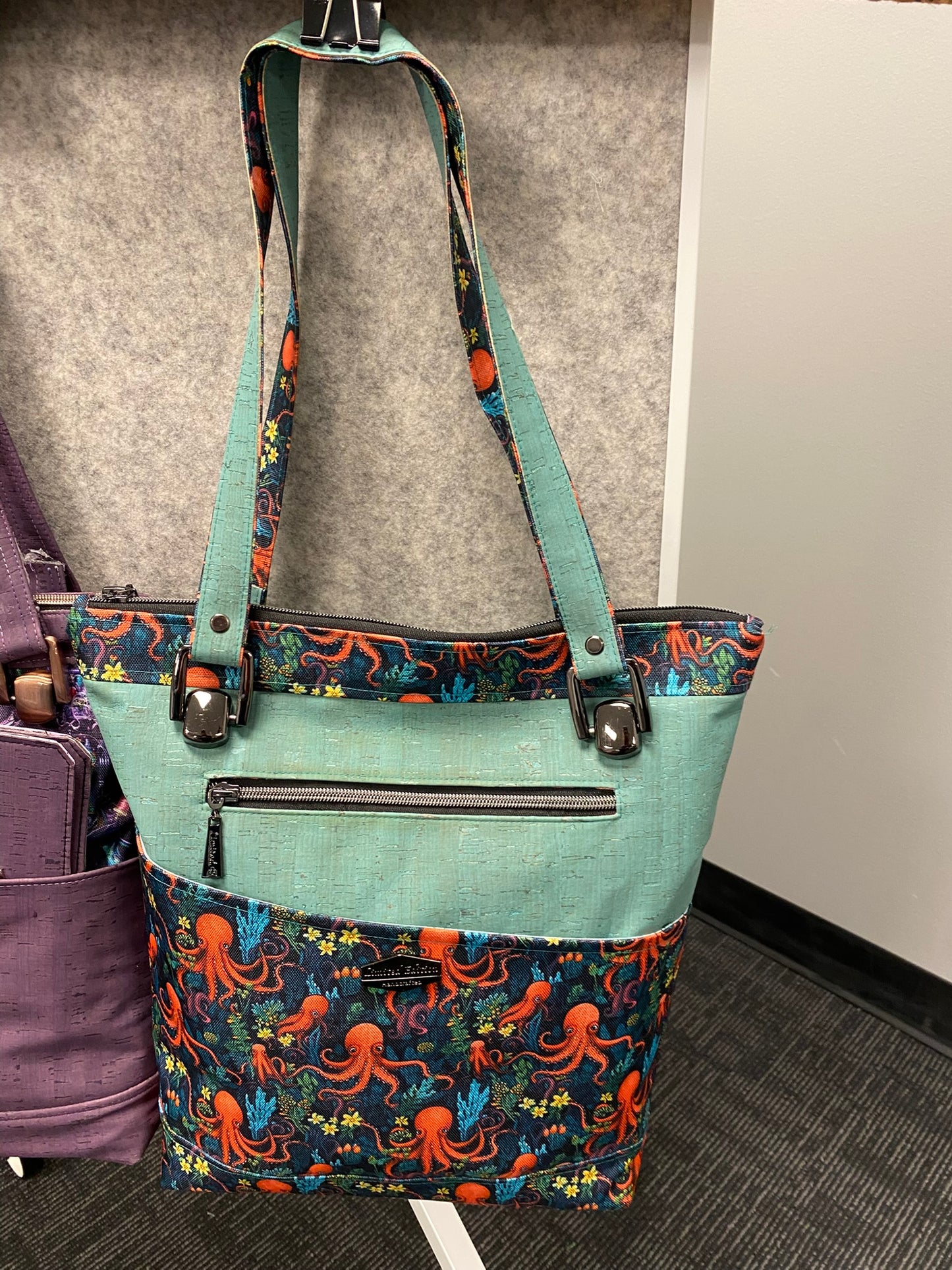 Lady Denali Purse Class