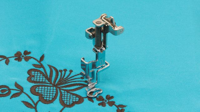 Baby Lock Embroidery Foot - W