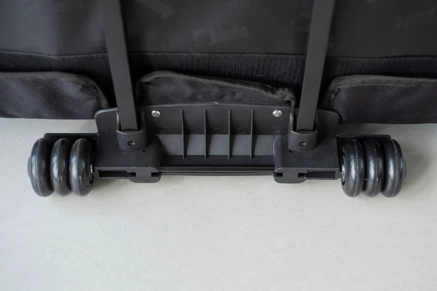 Bluefig TB23 Wheeled Sewing Machine Carrier Red