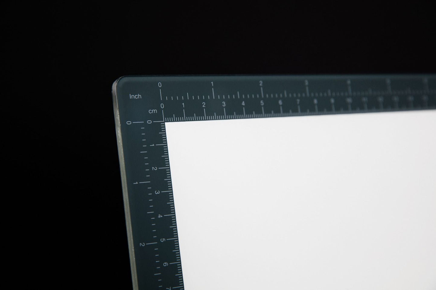 Daylight Wafer 1 LED Lightbox U35040 Powered on - Quality Sewing & Vacuum