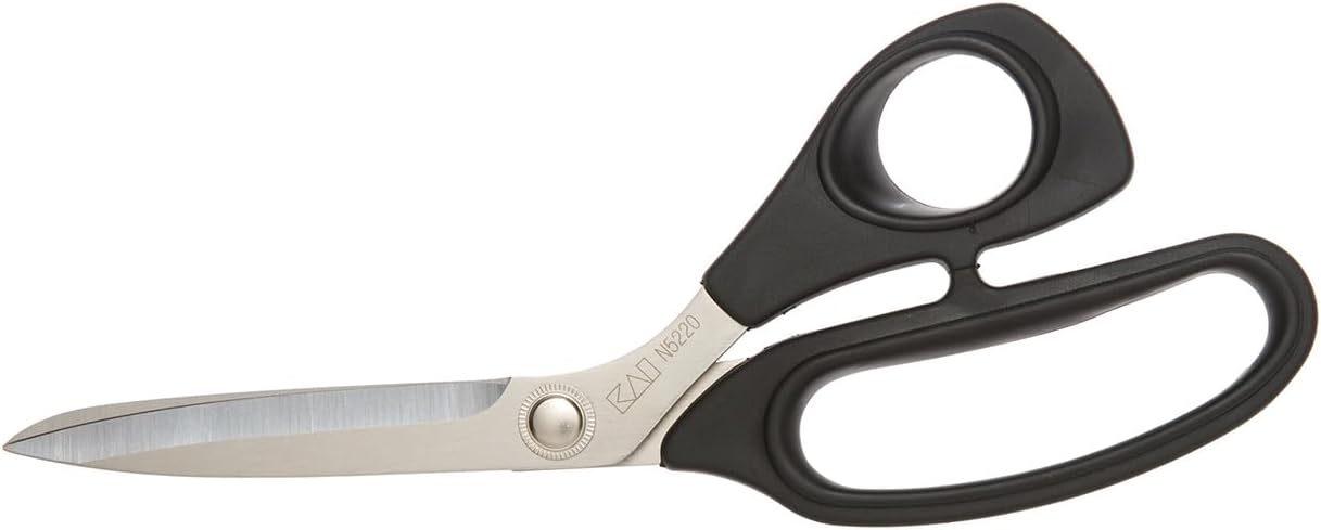Kai 8 1/2" Dressmaking Shears