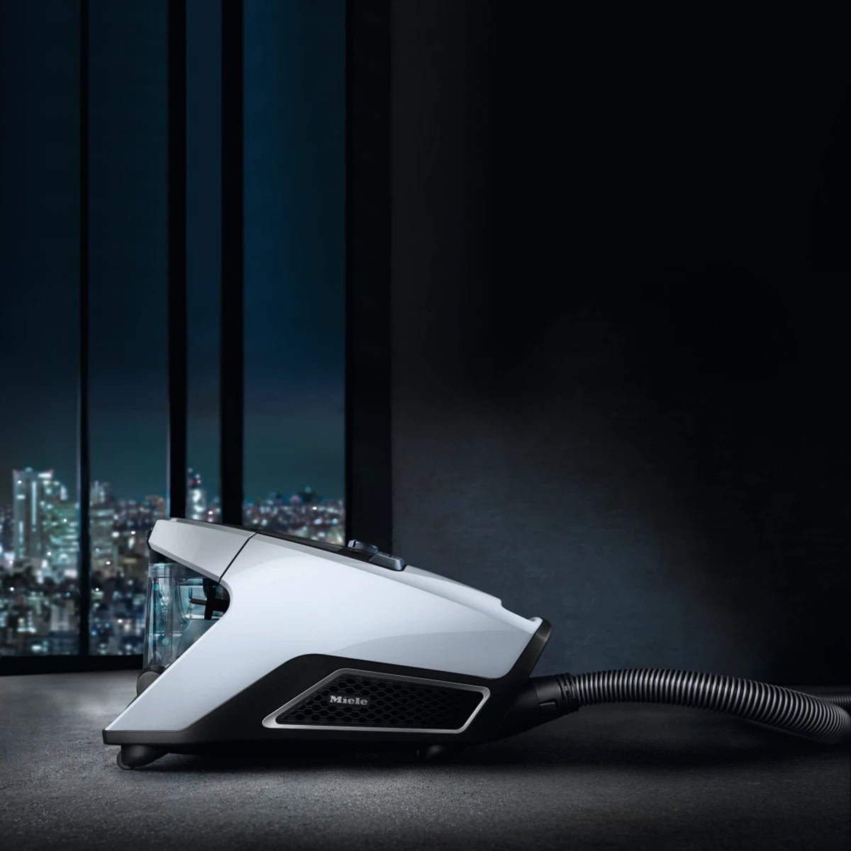 Miele Blizzard CX1 Cat & Dog Bagless Canister Vacuum Cleaner