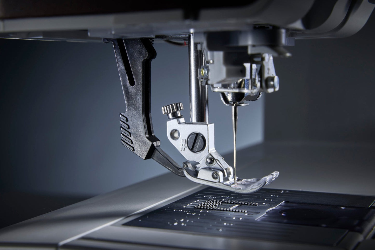 Pfaff Creative™ Expression 750 Sewing & Embroidery Machine
