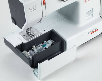 ,,Bernette B35 Sewing Machine,,,,,,,Bernette B35 Sewing Machine - with FREE Feet Kit ( BE35 + 5020601428)