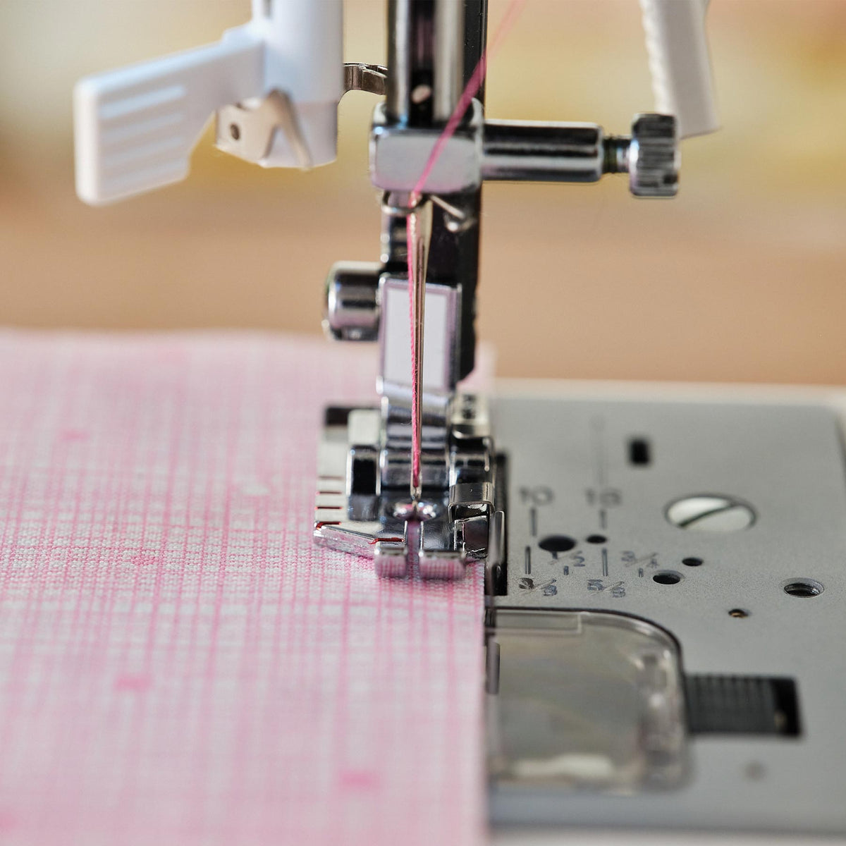 Singer Patchwork 7285Q Sewing & Quilting Machine