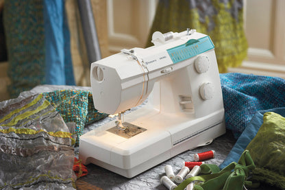 Viking Emerald 118 Sewing Machine
