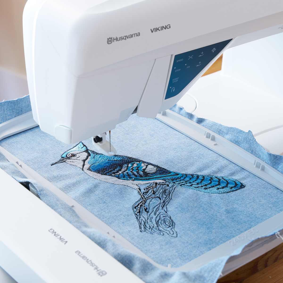 Viking Designer Sapphire 85 Sewing and Embroidery Machine