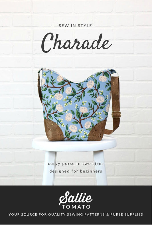 Charade bag pattern by Sallie Tomato