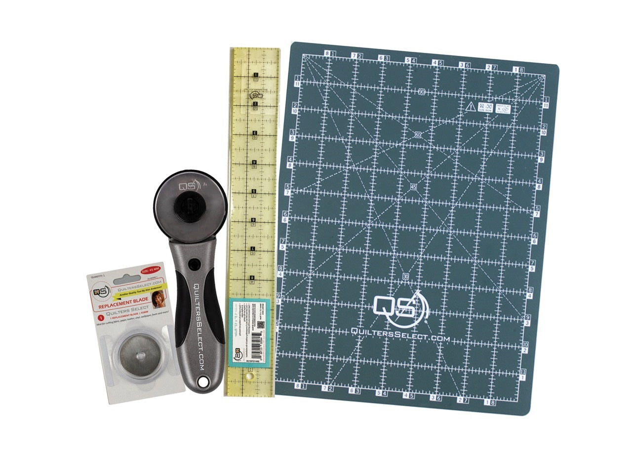Quilters Select Travel with Me! Rotary Cutter Bundle