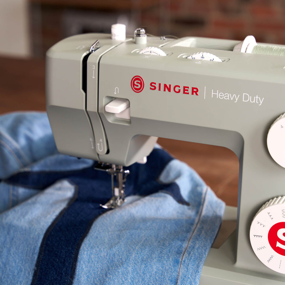 Singer Heavy Duty 4511 Next Evolution Sage Sewing Machine