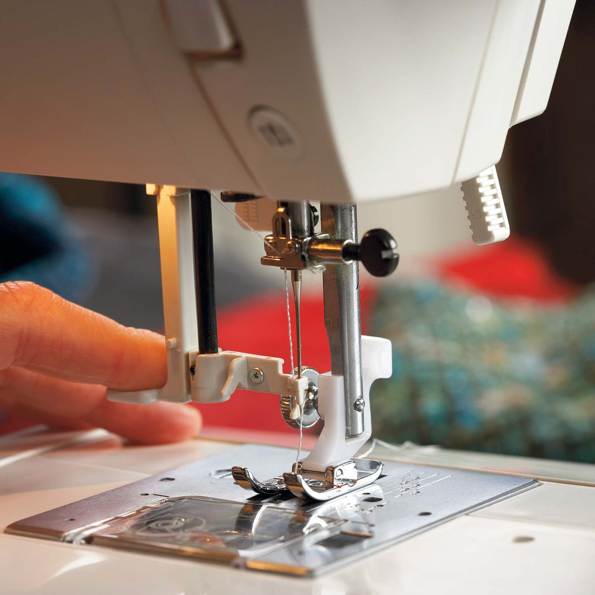 Husqvarna Viking Emerald 118 sewing machine