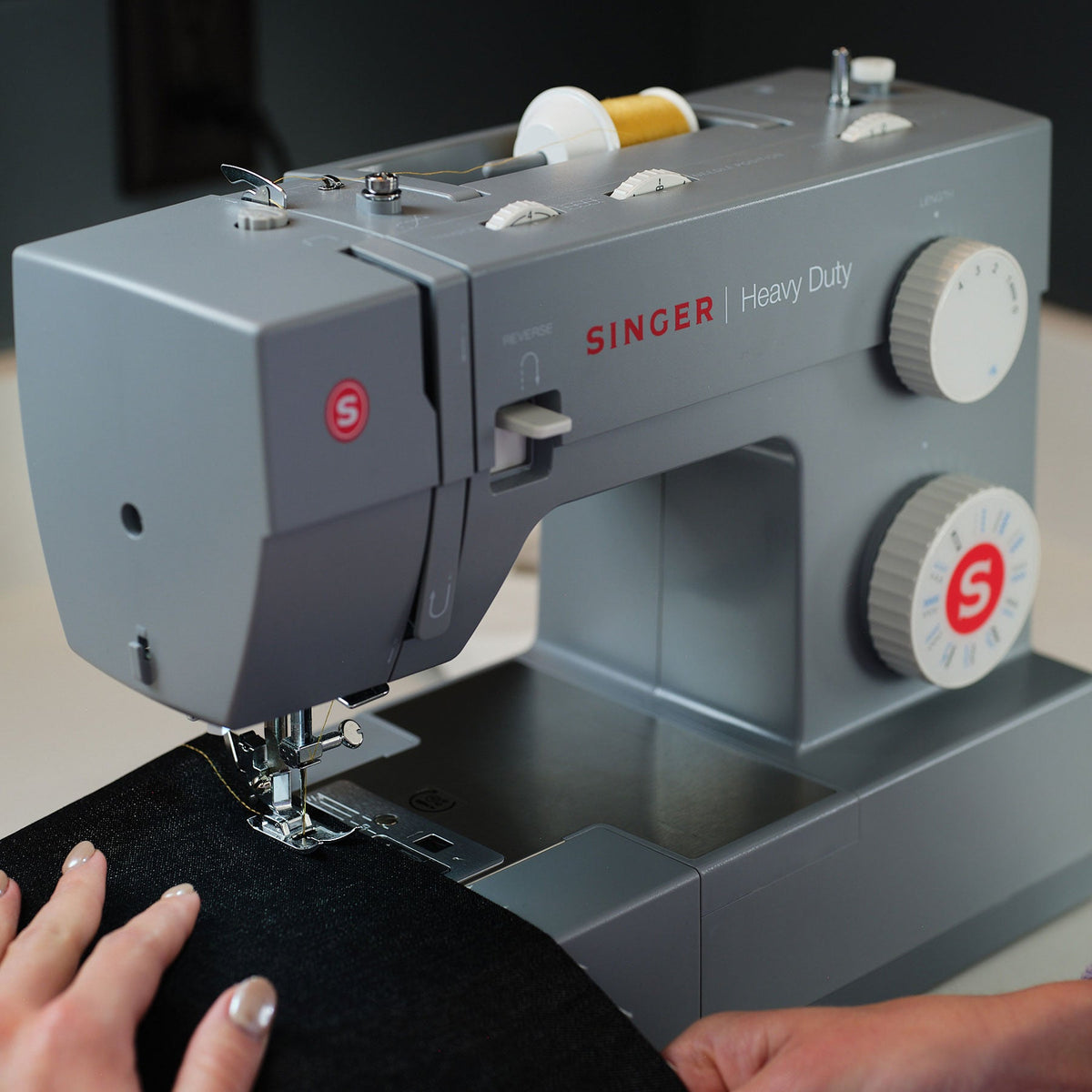 Singer Heavy Duty 4432 Sewing Machine