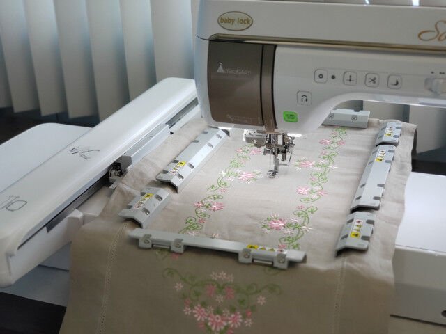 Baby Lock Magnetic Embroidery Hoop for Solaris & Radiance