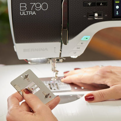 BERNINA 790 ULTRA Automatic Stitch Plate Recognition