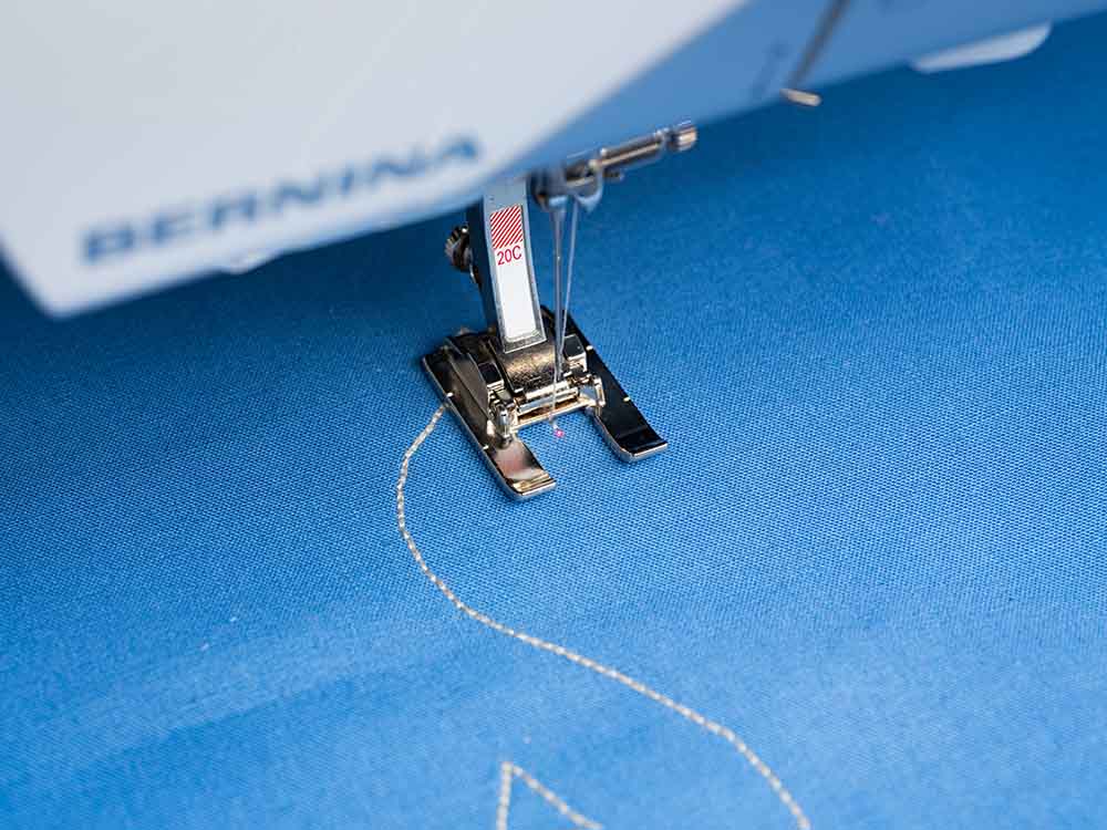 Bernina 990 Sewing, Quilting & Embroidery Machine