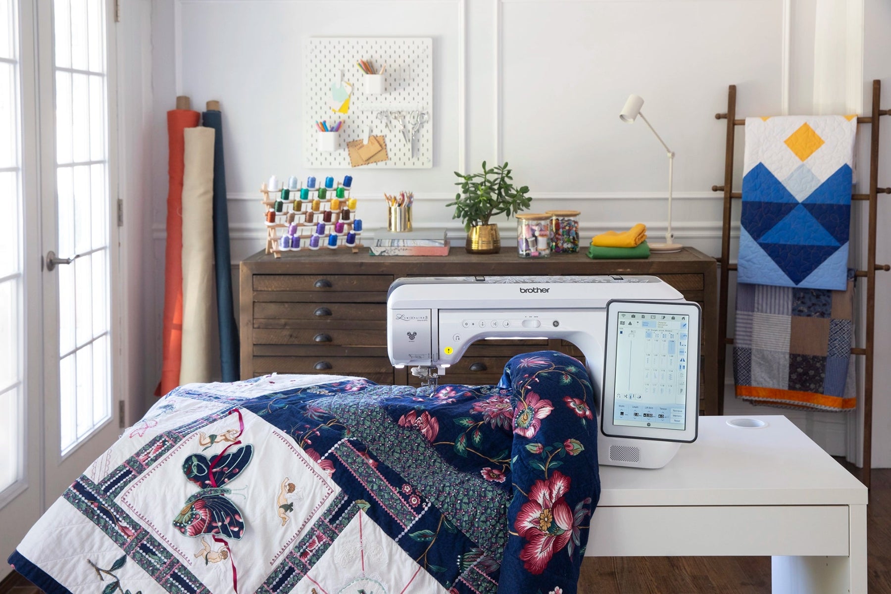 Pre-Owned Brother XP3 Luminaire Sewing & Embroidery