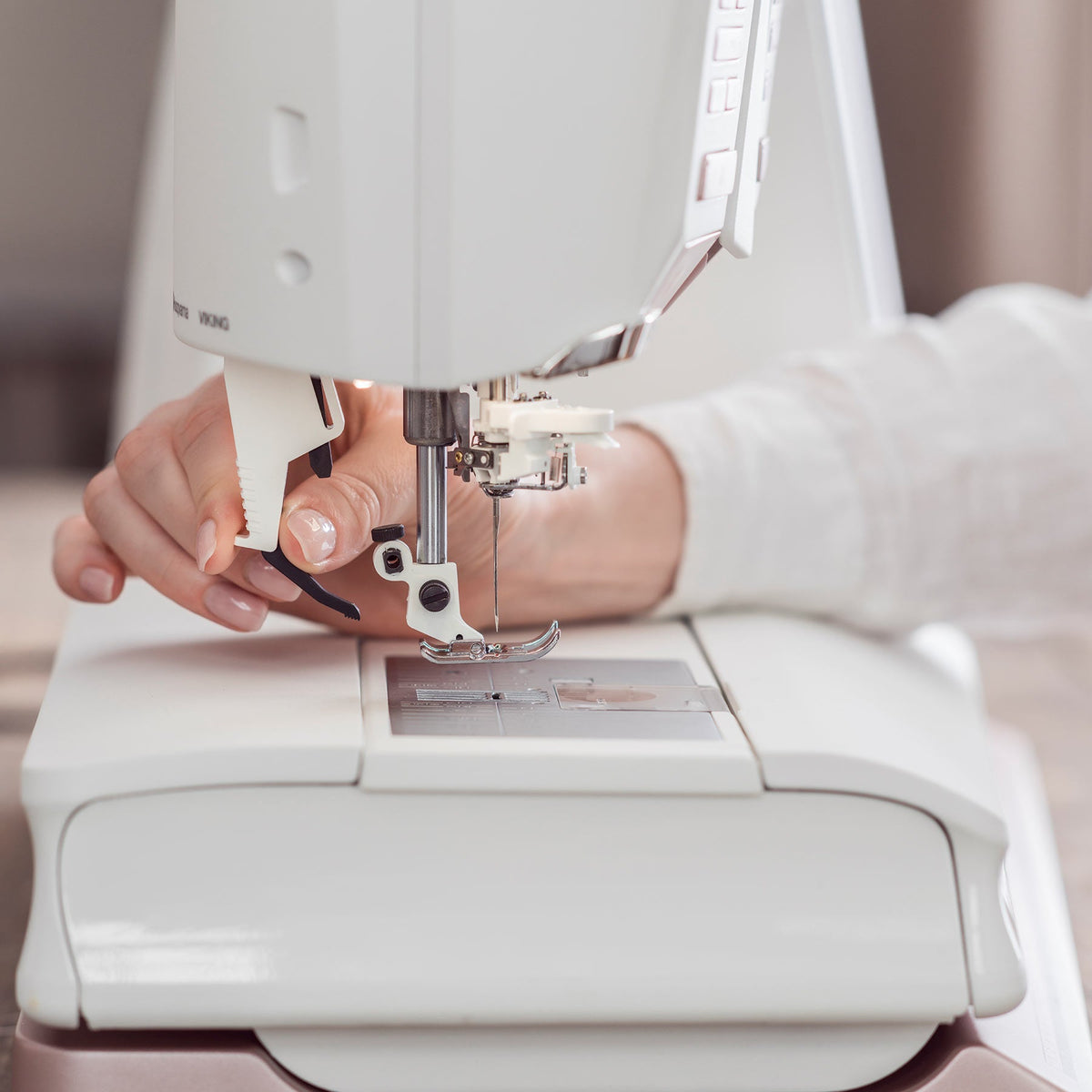 Husqvarna Viking Designer Epic 2 sewing, quilting and embroidery machine