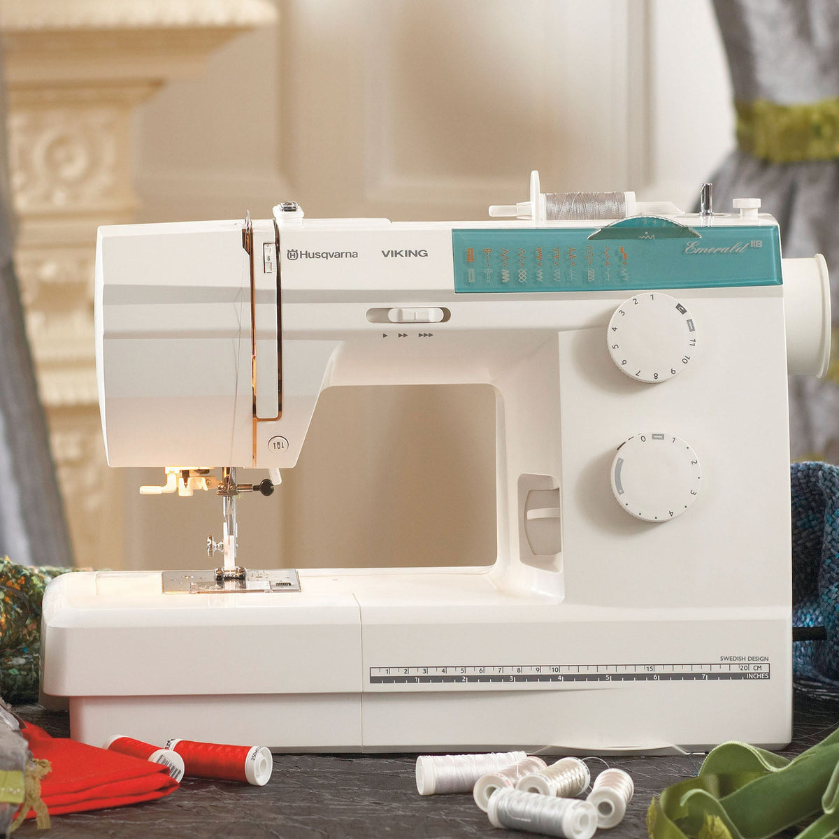 Husqvarna Viking Emerald 118 sewing machine