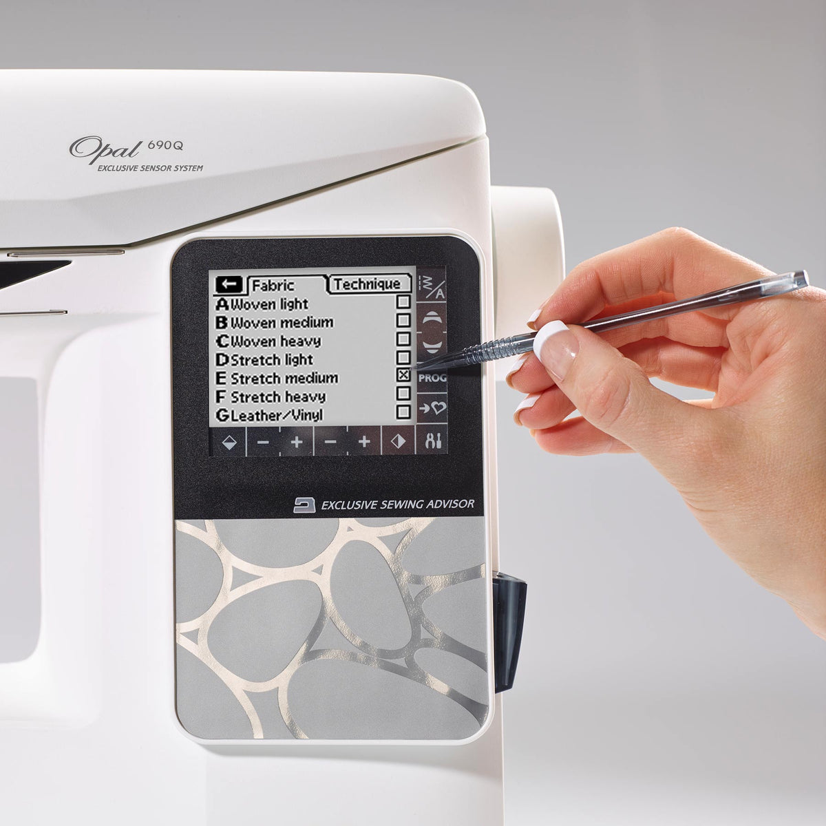 Viking Opal 690Q Sewing & Quilting Machine