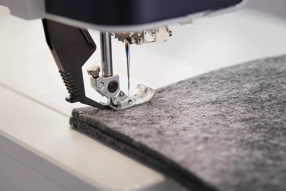 PFAFF Creative Performance™ 950 Sewing & Embroidery Machine (Re-Certified)