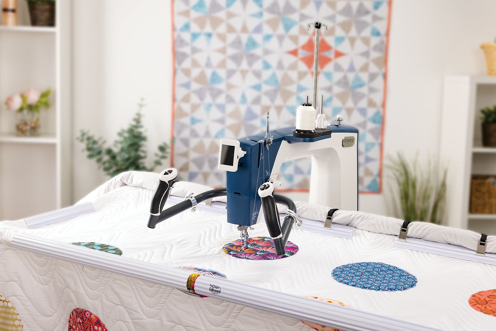 Grace Q'nique 19X Longarm Quilting Machine