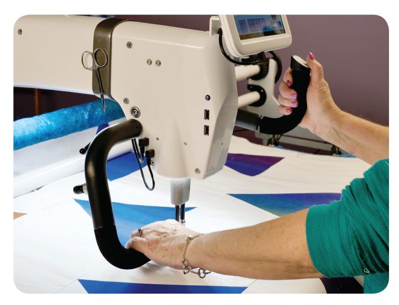 Handi Quilter Amara ST Sit Down Longarm Quilting Machine and Table