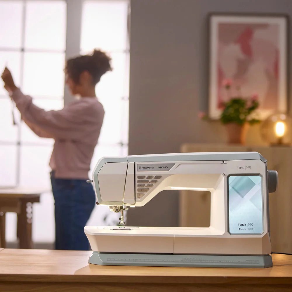 Husqvarna Viking Topaz 55Q Sewing & Quilting Machine