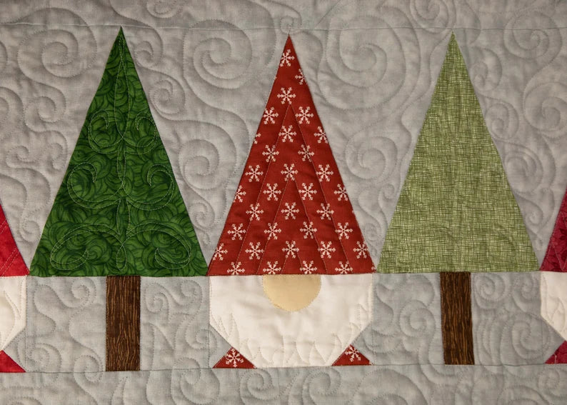 Forest Dwellers Table Runner Kit