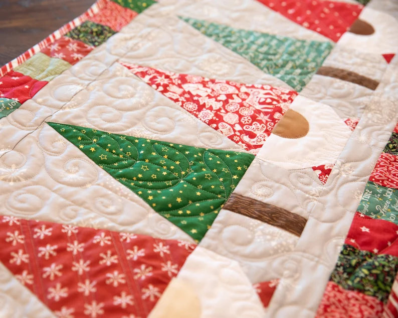 Forest Dwellers Table Runner Kit