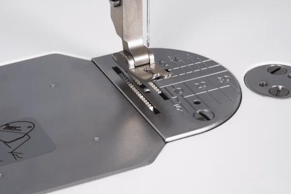 Janome HD9QC Professional Sewing & Quilting Machine