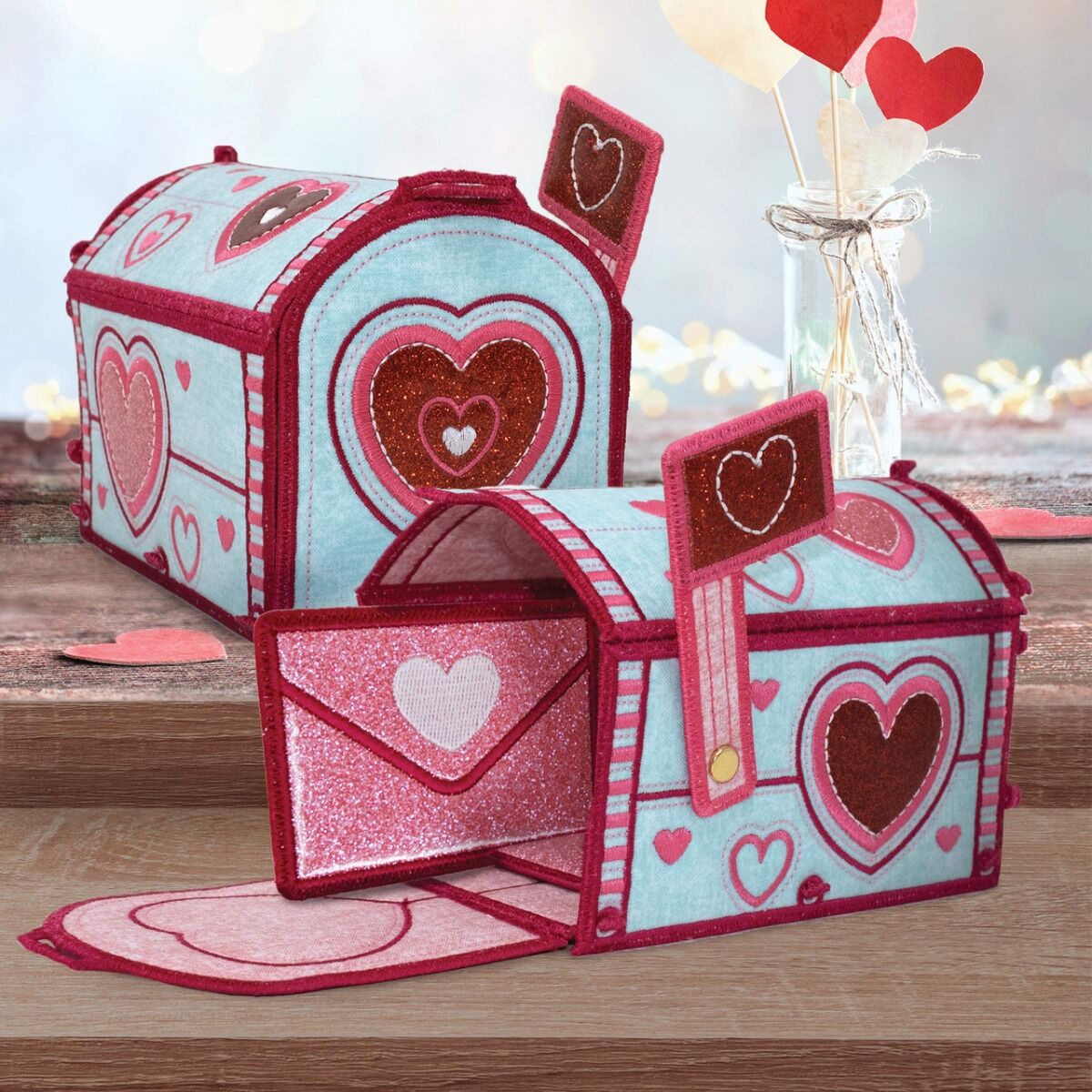 OESD Freestanding Valentine's Mailbox Embroidery Design on USB
