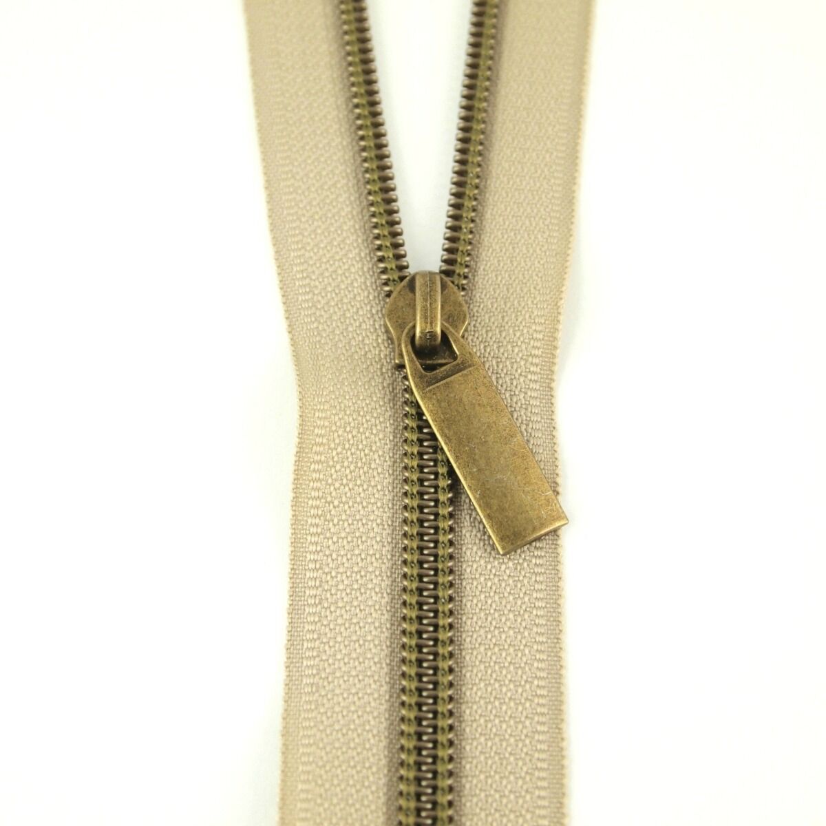Sallie Tomato Beige #5 Nylon Coil Zipper 3 Yards with 9 Pulls