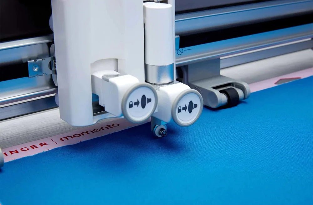 Singer Momento 24" Craft Cutting Machine - Quality Sewing & Vacuum