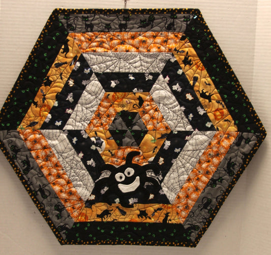 Spooky Spider Table Topper Class