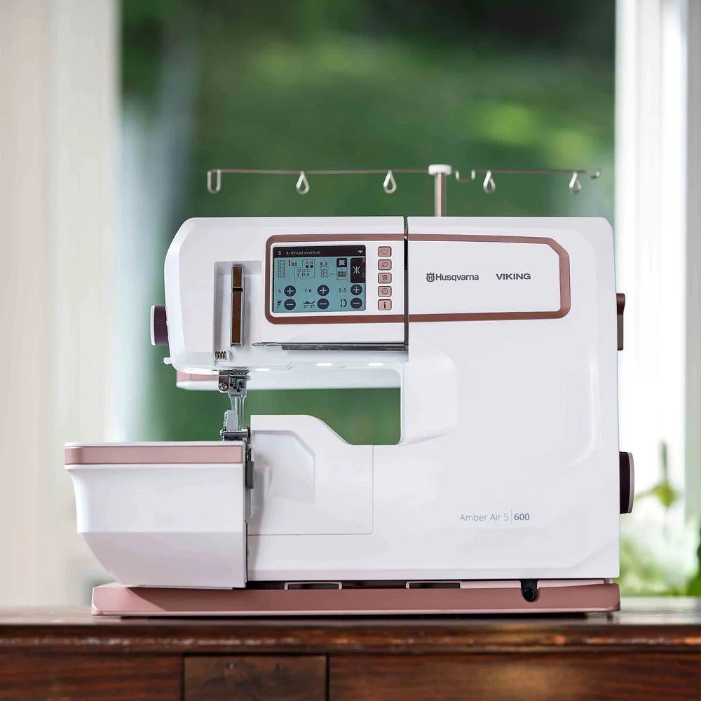 Viking Amber Air S 600 Coverlock | Air Threading Serger