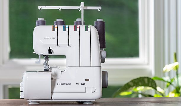 Viking Amber S 100 Serger
