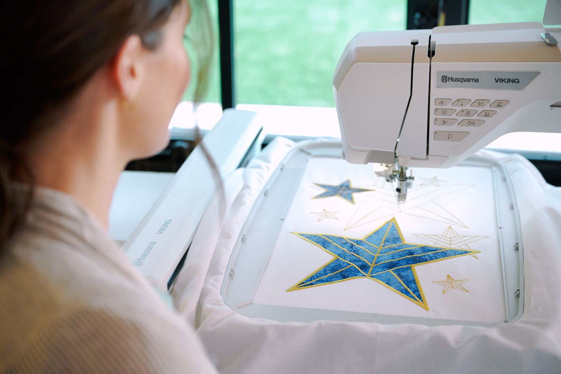 Viking Designer Epic 3 โ Advanced Embroidery Machine