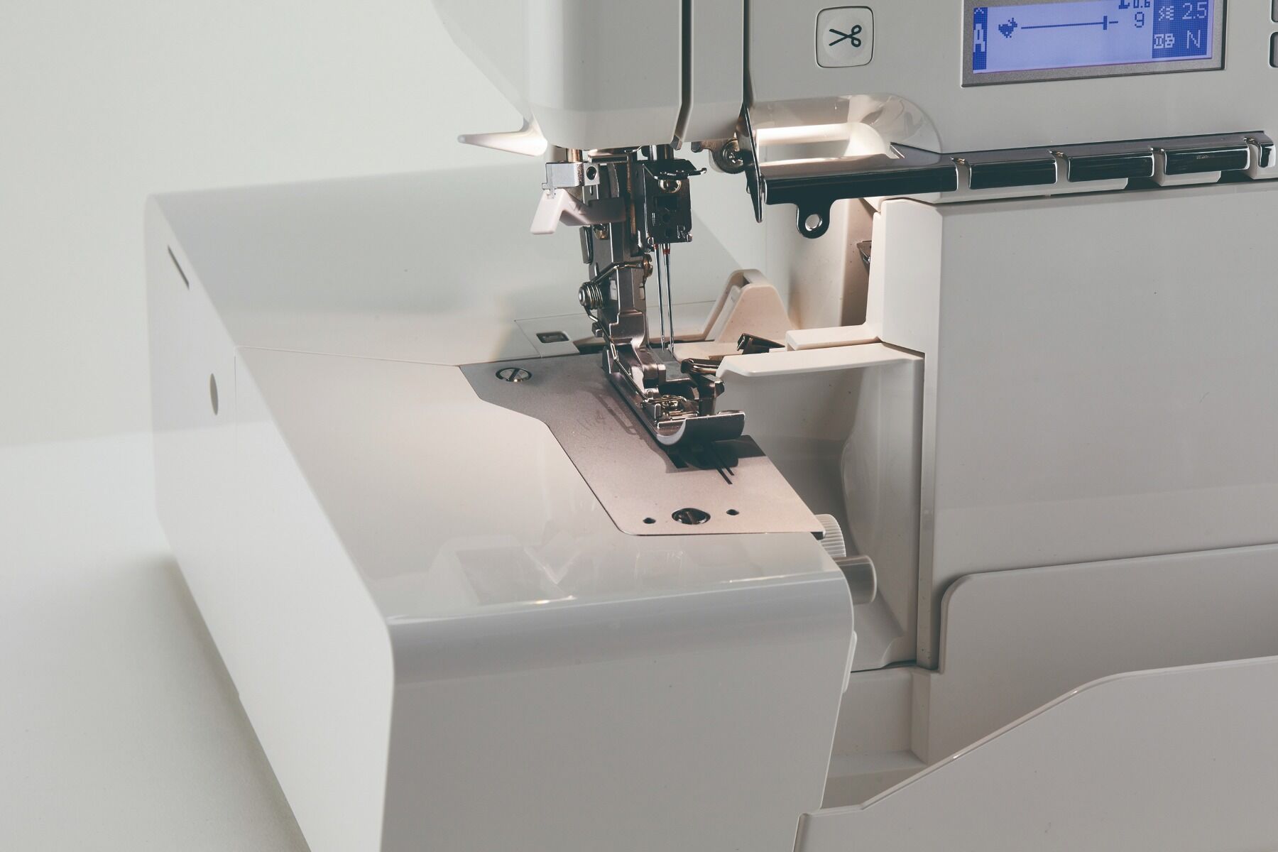 Juki Akane MO-3000QVP 2/3/4 Air Thread Serger – Quality Sewing & Vacuum
