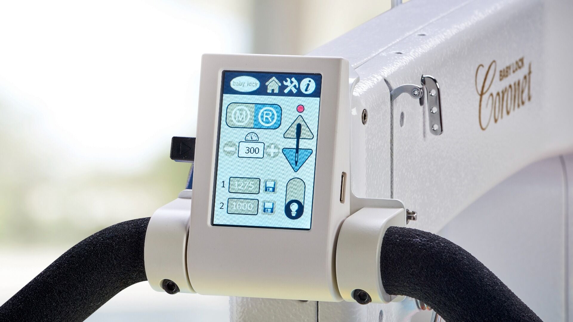 Baby Lock Coronet 16" Longarm Quilting Machine - with FREE Gifts (BLCT16-RB + U35118 + BA-LOK60D)