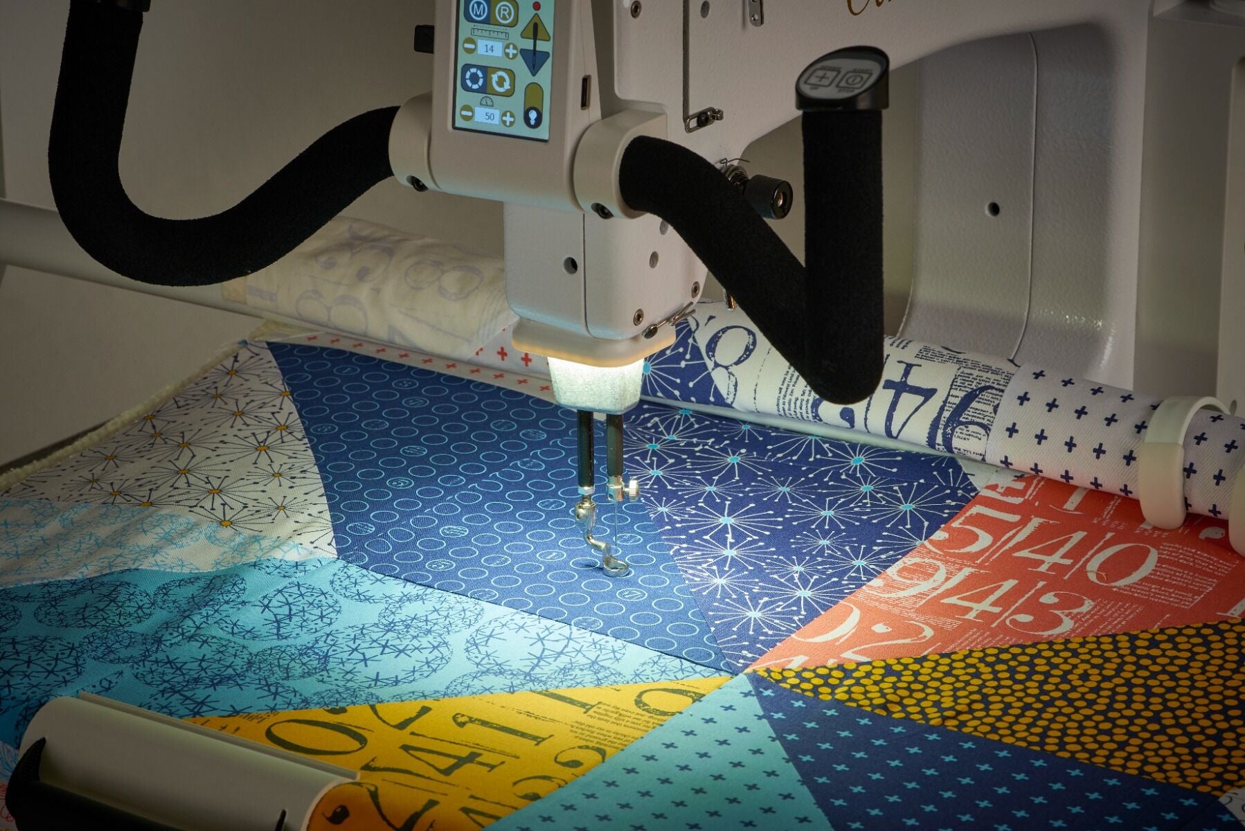 Baby Lock Coronet 16" Longarm Quilting Machine - with FREE Gifts (BLCT16-RB + U35118 + BA-LOK60D)