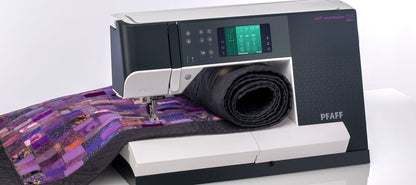 Pfaff Quilt Expression 720 Sewing and Quilting Machine