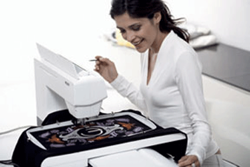 Learn to Embroider on Your Hooped Embroidery Machine Class