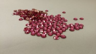 Embellish Flat Back Hotfix Swarovski Crystals - 54 3mm pieces