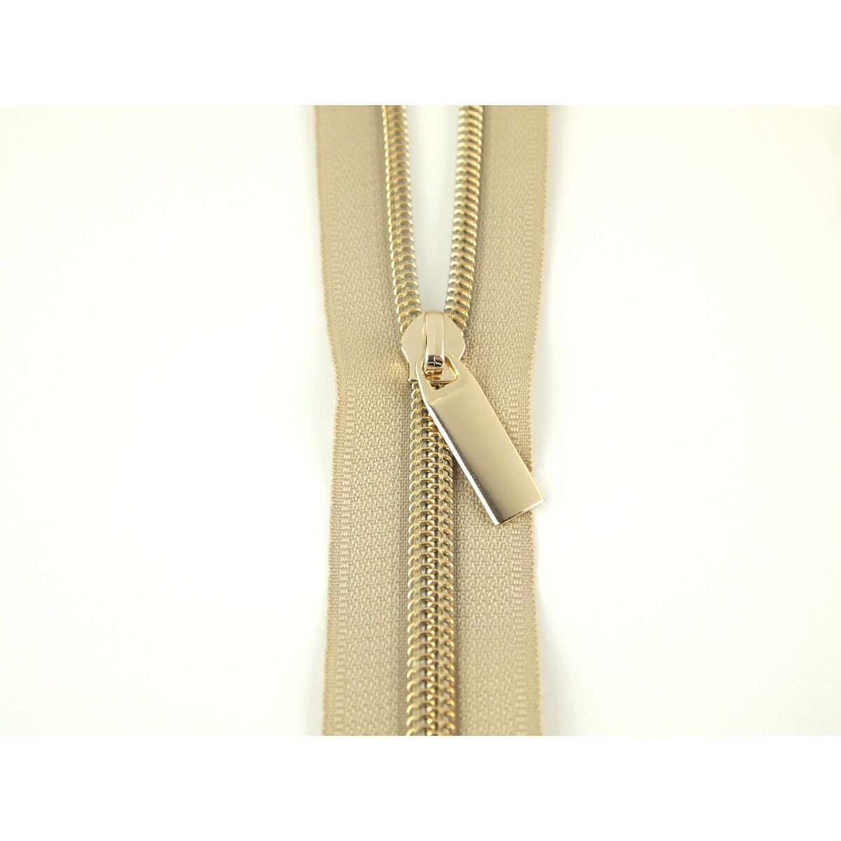 Sallie Tomato Beige #5 Nylon Coil Zipper 3 Yards with 9 Pulls