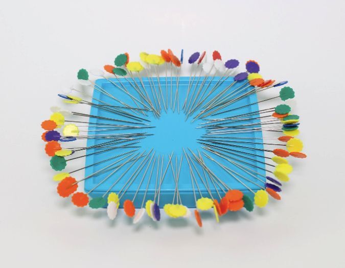Zirkel Magnetic Pin Cushion -Turquoise